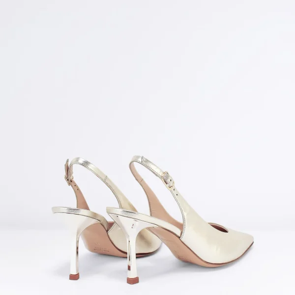 Donna LARA MAY Chanel in pelle Col.